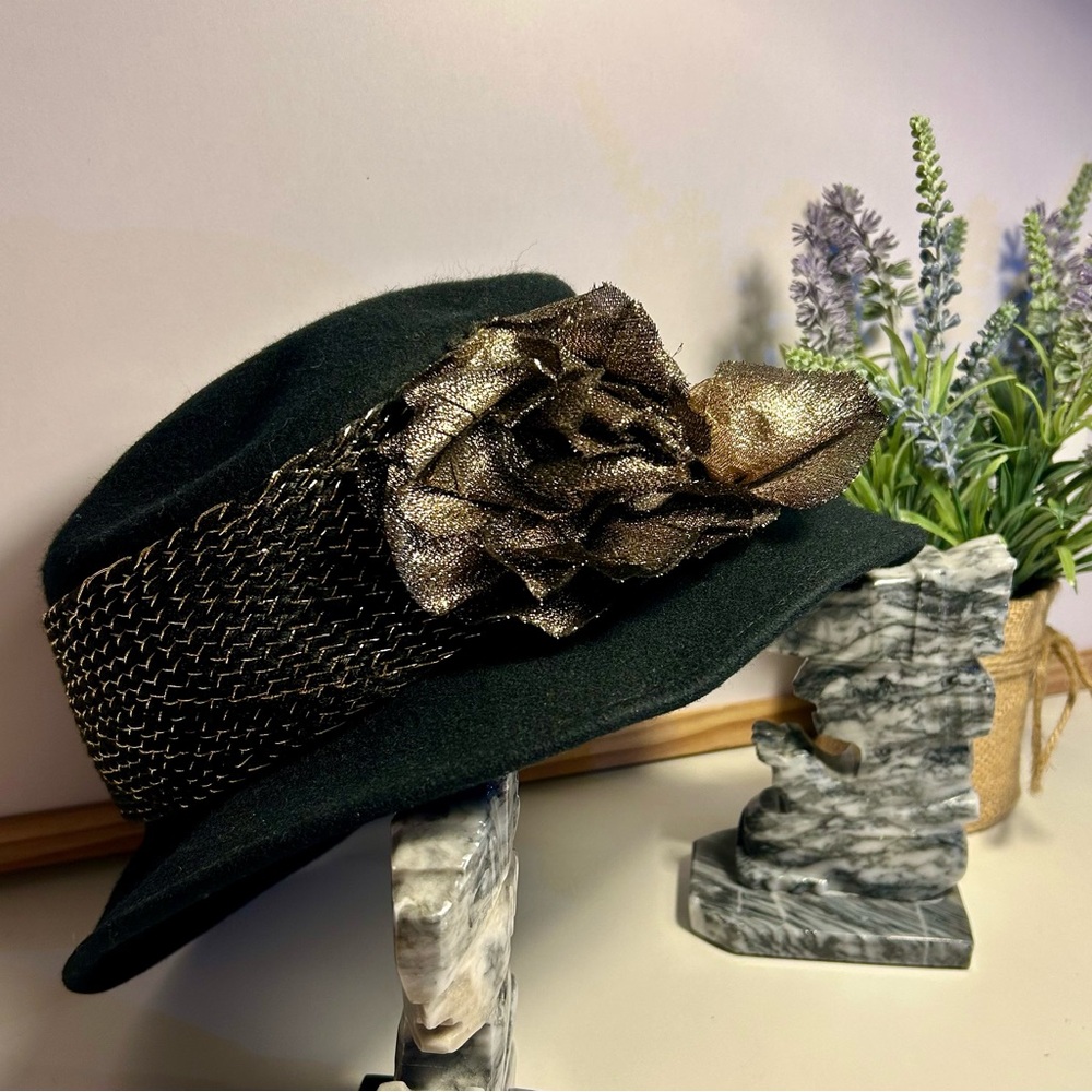 Michael Howard Georgi 100% Wool Cloche Lady’s Hat